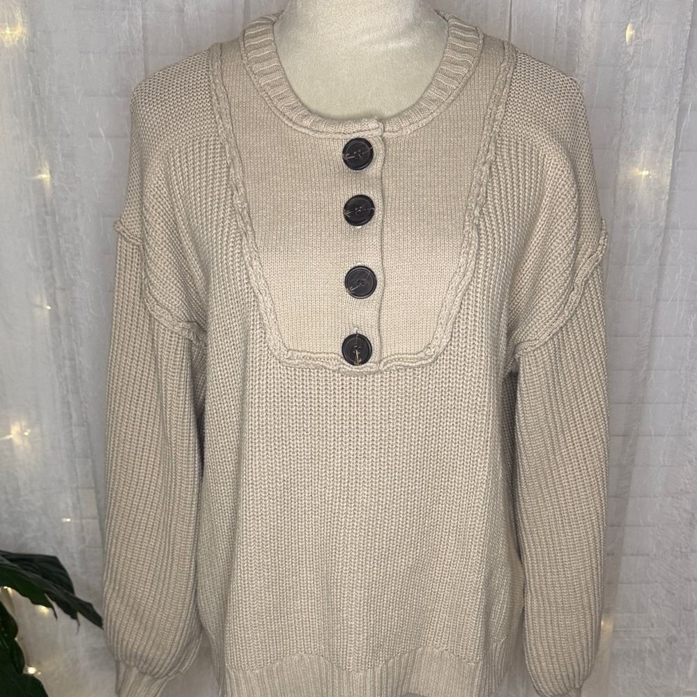 Elegant Beige Button-Detail Sweater